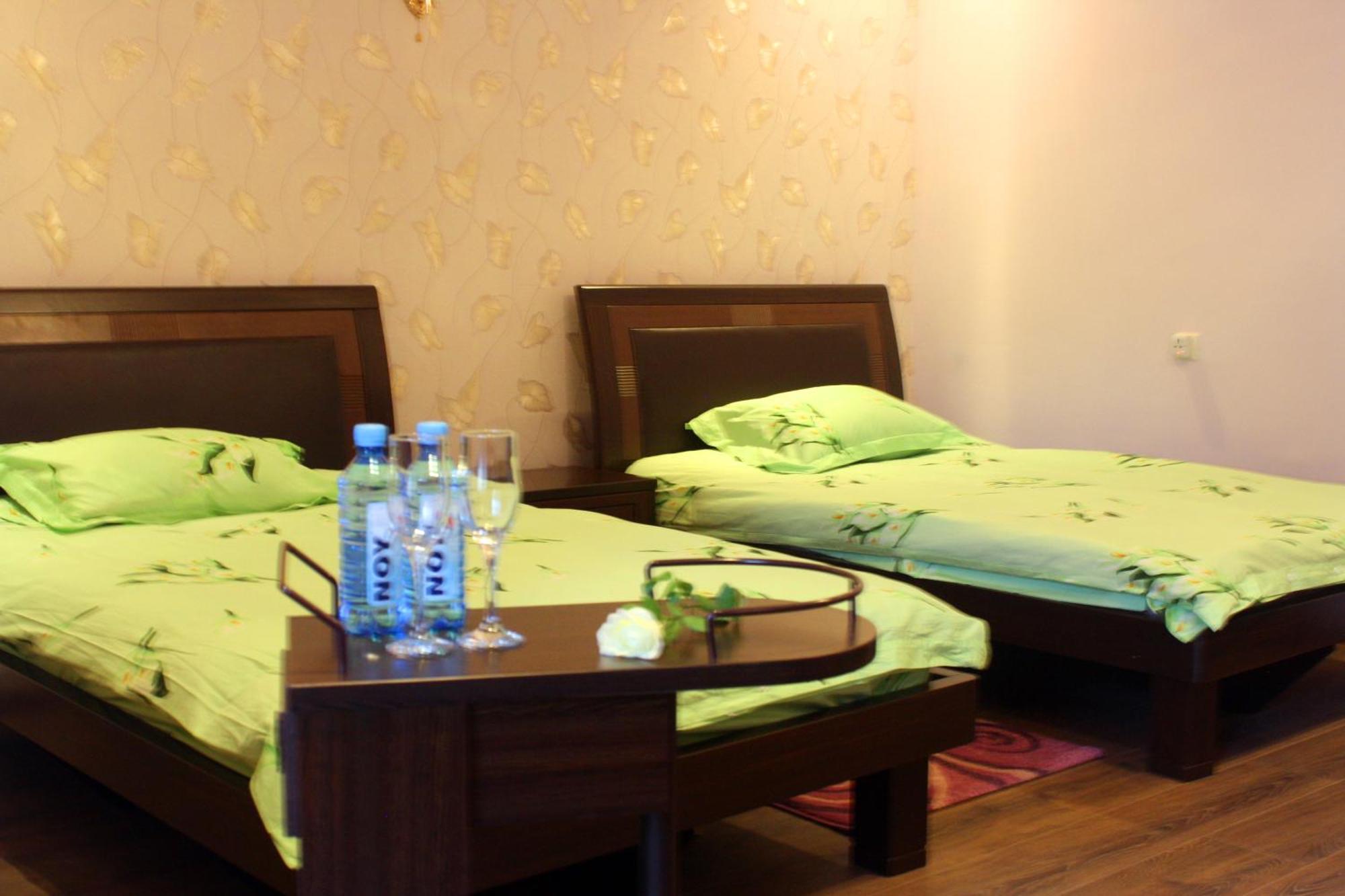 Christy Hotel Ґоріс Номер фото